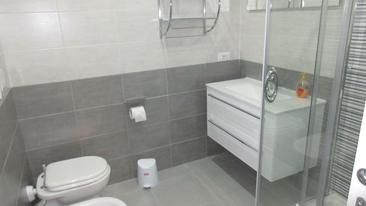Bed&Bookofrome Apartman Kültér fotó