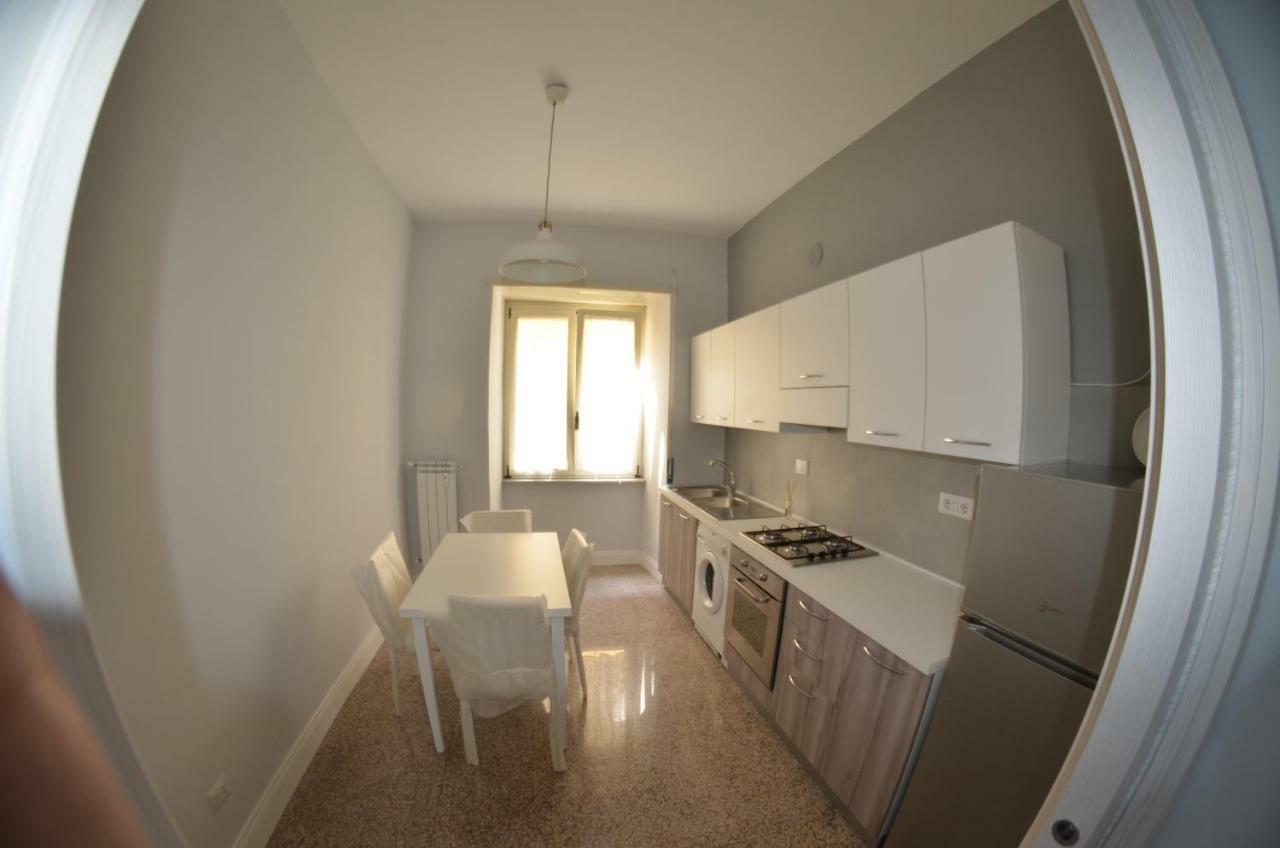 Bed&Bookofrome Apartman Kültér fotó