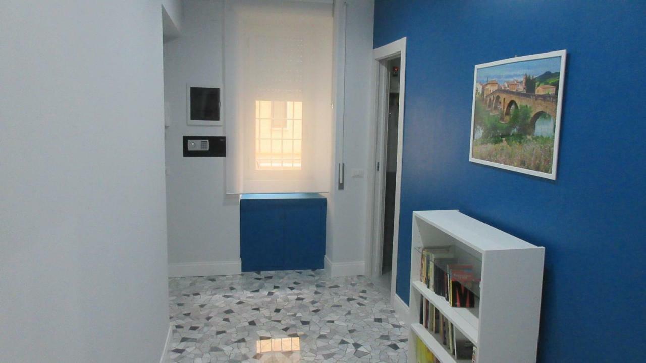Bed&Bookofrome Apartman Kültér fotó