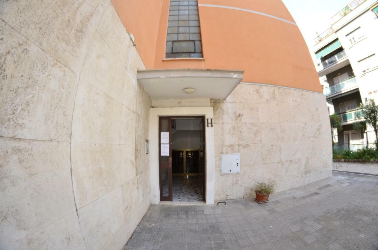 Bed&Bookofrome Apartman Kültér fotó