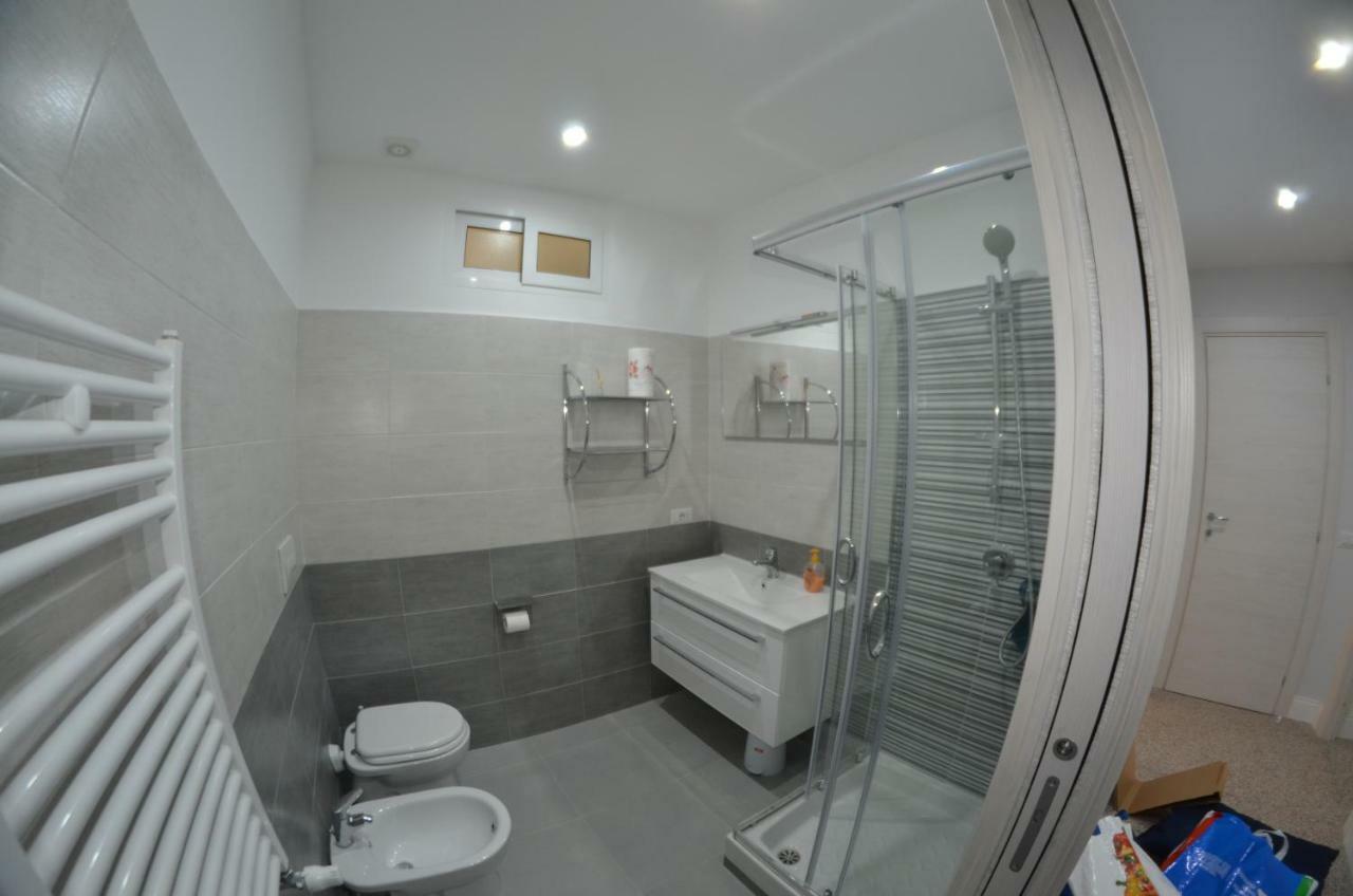 Bed&Bookofrome Apartman Kültér fotó