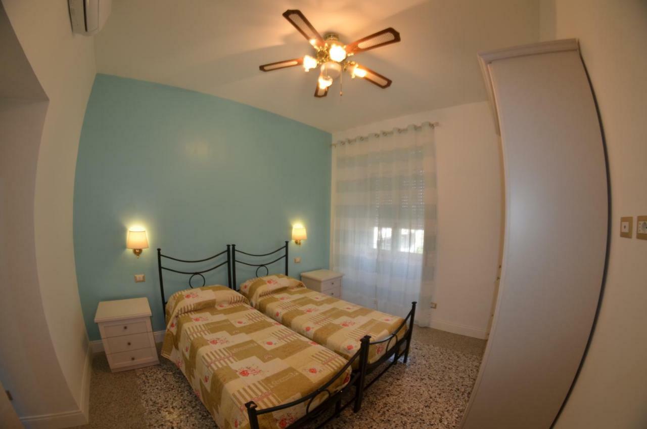Bed&Bookofrome Apartman Kültér fotó